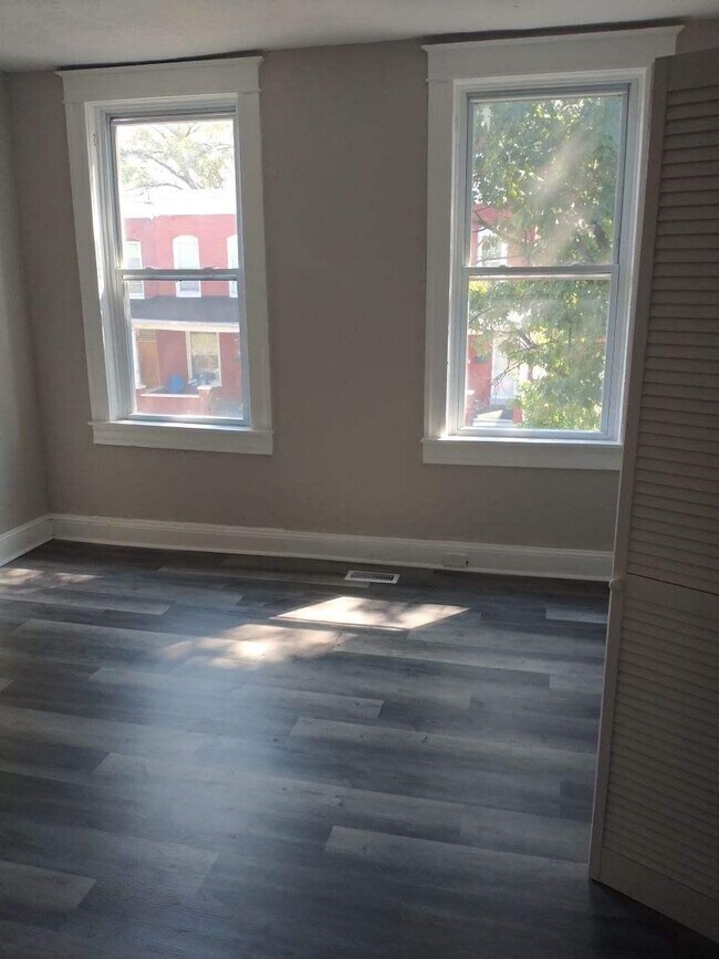 Building Photo - 2710 W Fairmount Ave