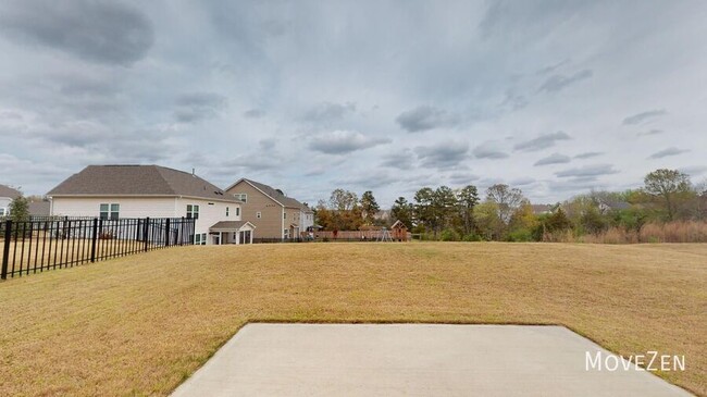 Building Photo - 624	Millers Mark Ave-
