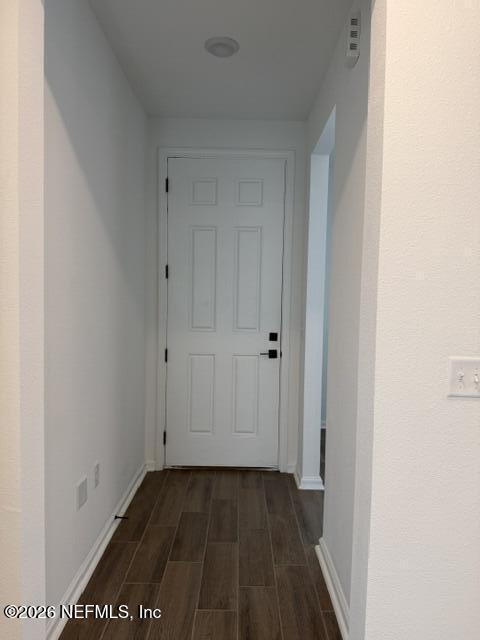 Foto del edificio - 915 Cedar Slough Dr