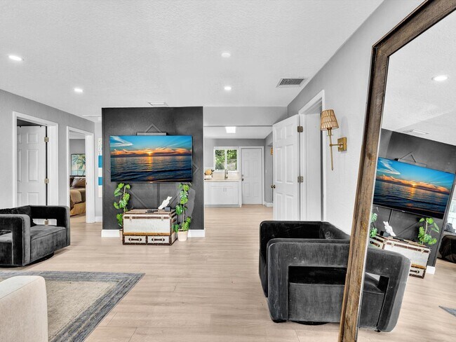 Foto del edificio - 5365 N Andrews Ave