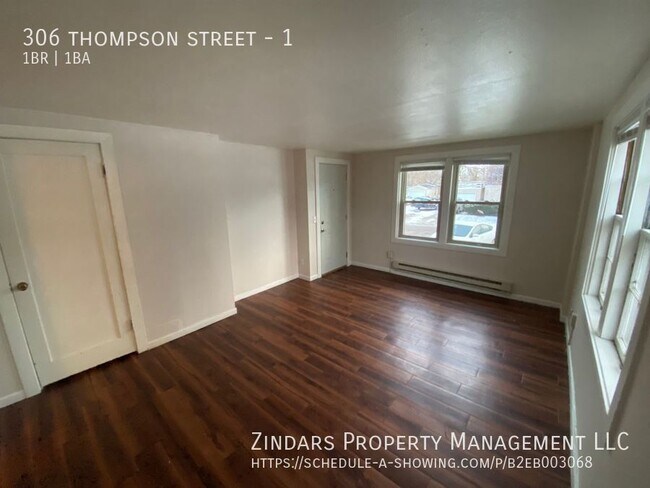 Foto del edificio - 306 Thompson St