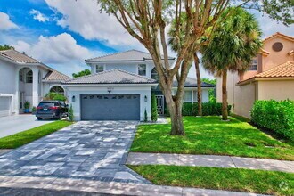 Building Photo - 10872 Tamoron Ln