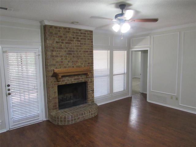 Foto del edificio - 4912 Timberview Dr