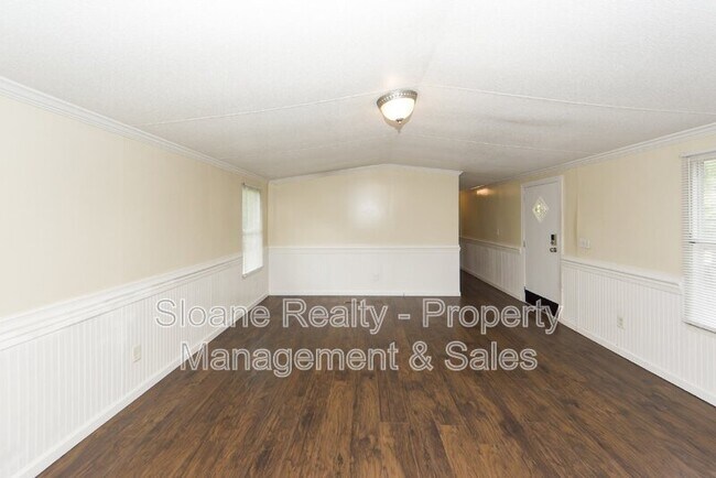 Building Photo - 235 Sedgewick Rd