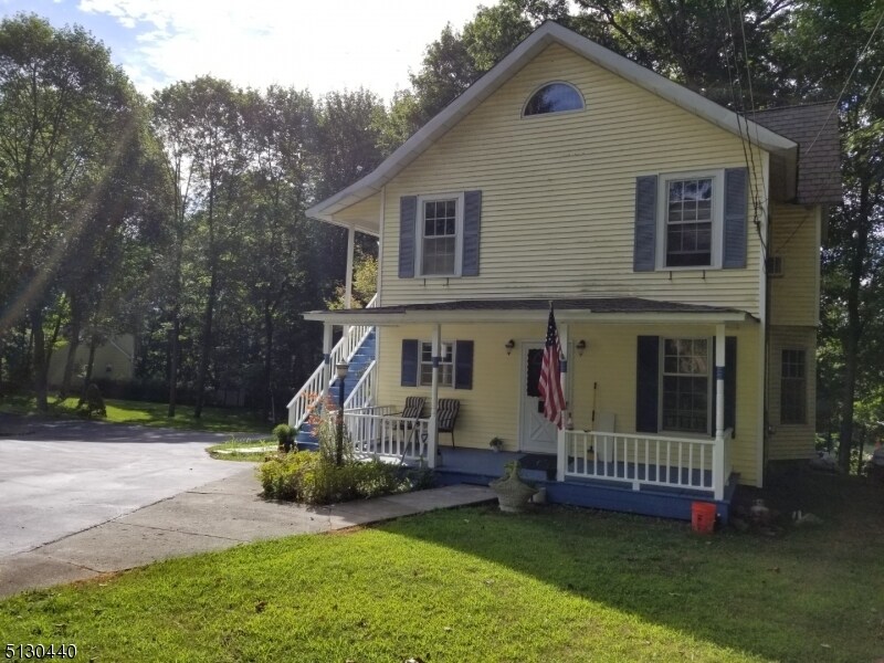 270 Espanong Rd, Lake Hopatcong, NJ 07849 Apartment for Rent in Lake