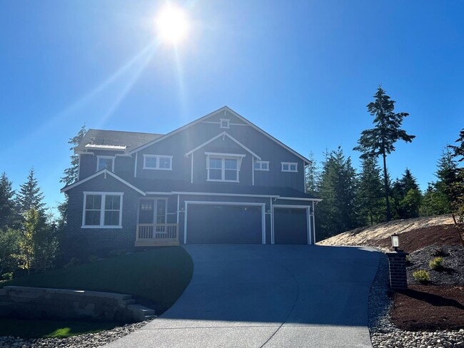 Building Photo - Spacious house in Skyfall Gated Community.
