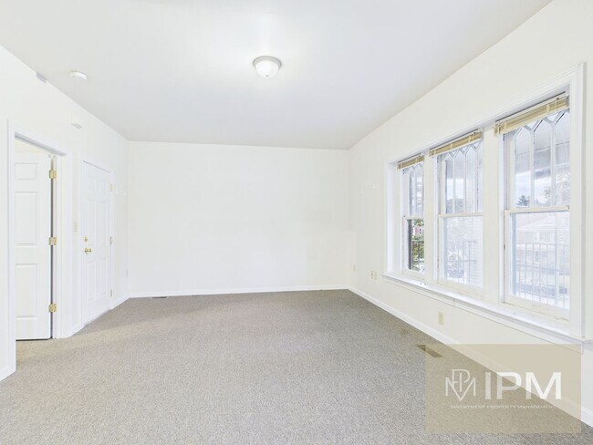 Foto del edificio - 595 Madison Ave