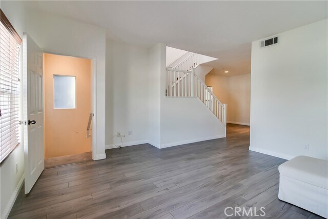 Foto del edificio - 620 E Walnut St