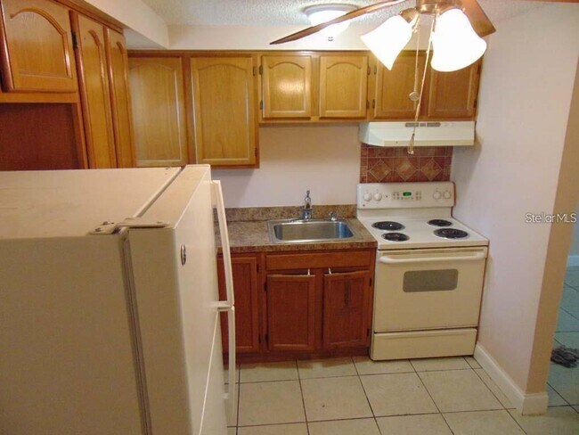 Foto del edificio - 3636 137th Ave N