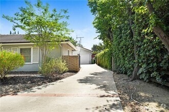 Building Photo - 10918 White Oak Ave