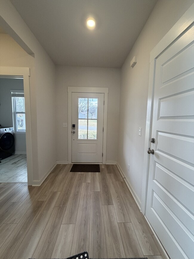 Foto del edificio - 213 Tartan Dr