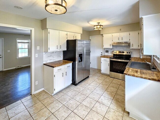 Foto del edificio - 607 SW Merritt St