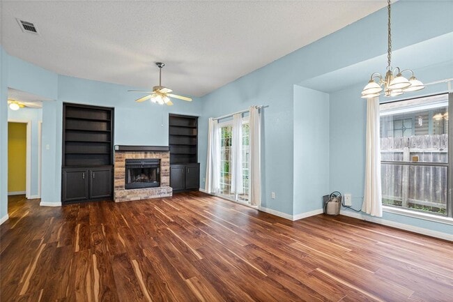 Building Photo - 2408 Windrift Way