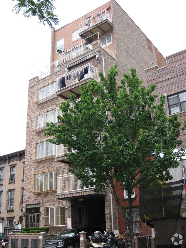 Foto principal - 111 Rutledge St
