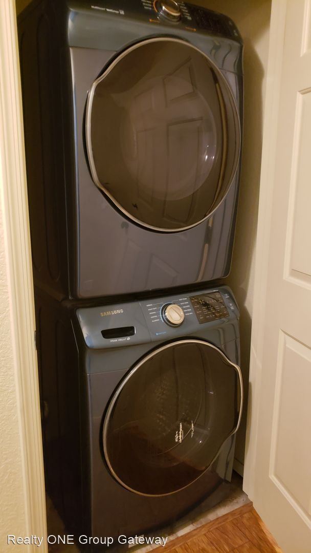 Foto del edificio - 2 br, 2 bath House - 9120 E 30th Pl