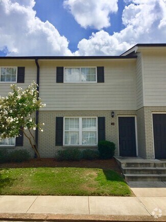 Building Photo - 1802 Jackson Ave W