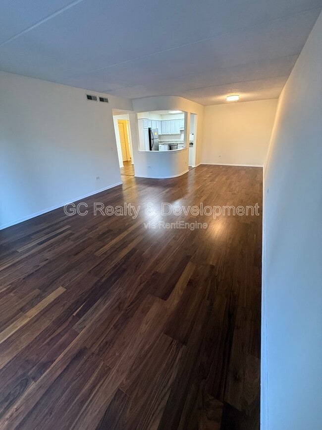 Foto del edificio - 5360 N Lowell Ave