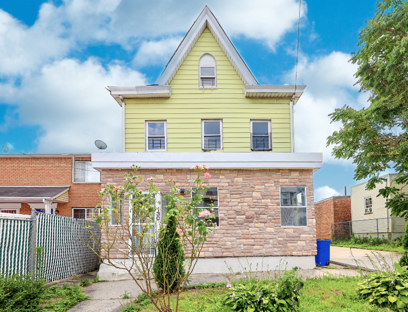 Primary Photo - 130 Prospect St