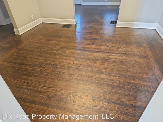 Building Photo - 3 br, 1 bath House - 4539 Mayhew Avenue,