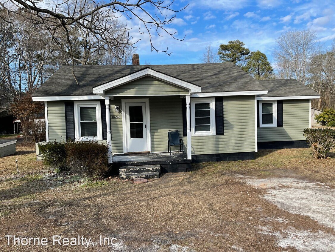 Primary Photo - 3 br, 1 bath House - 8626 West Mount Drive