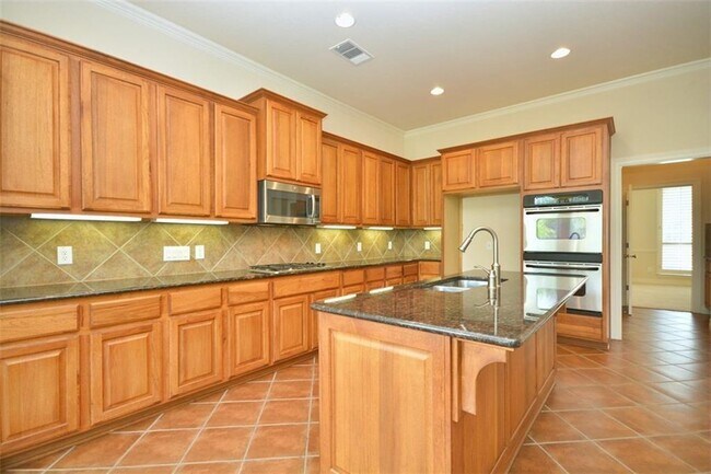 Building Photo - 2511 Trailing Vine Way