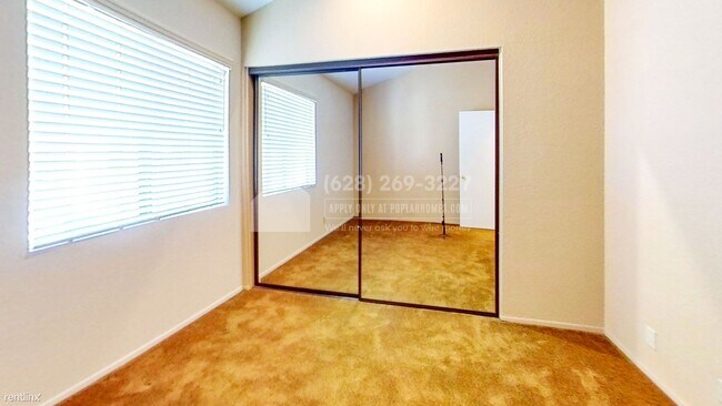 Building Photo - 2 br, 2.5 bath Condo - 4455 Rockland Place...
