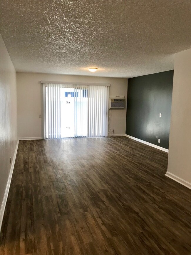Interior Photo - Villa Platinum Apartments