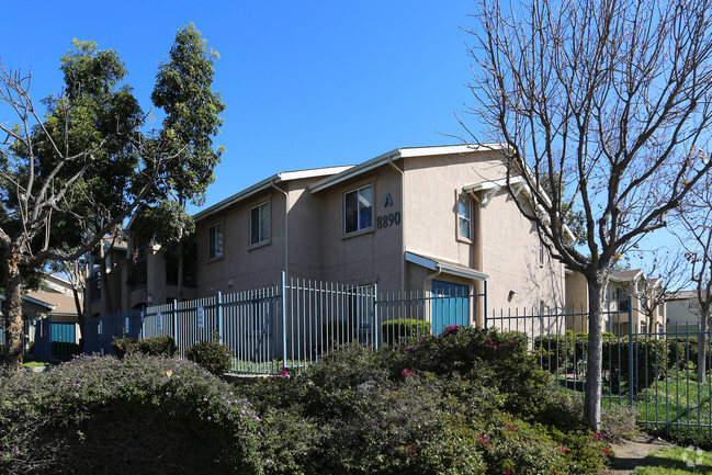 Building Photo - Jamacha Glen