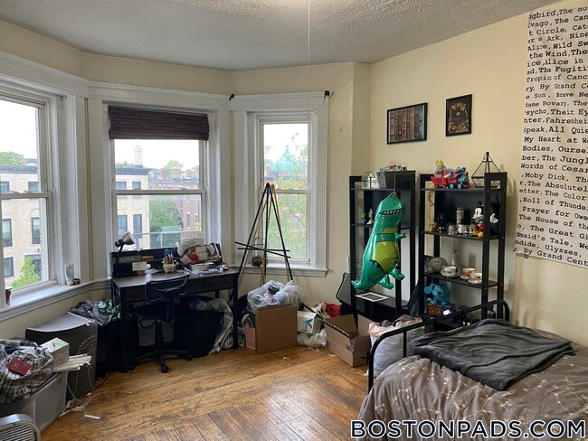 Foto del edificio - 463 Park Dr