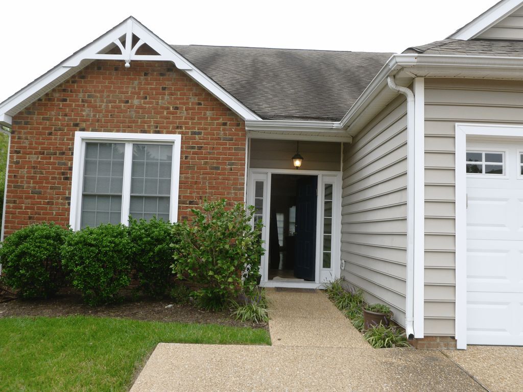 Front Entrance - 6513 Glenshaw Dr