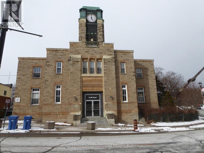 Photo du bâtiment - 70 Mill St