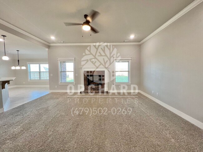 Building Photo - Single Family Home- Well-Sought After Well...