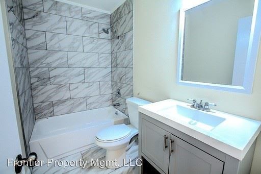 Building Photo - 929 Brookside Ave