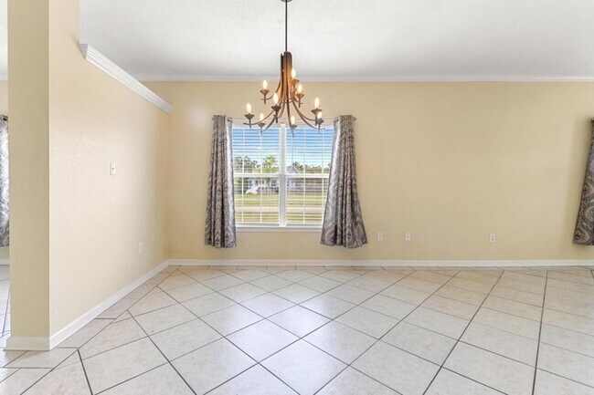 Building Photo - 11076 Pin Oak Dr