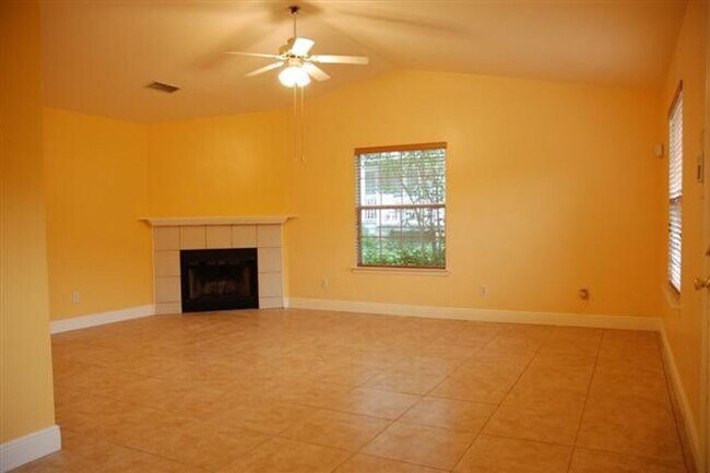 Foto del edificio - 2340 Havenbrook Ct