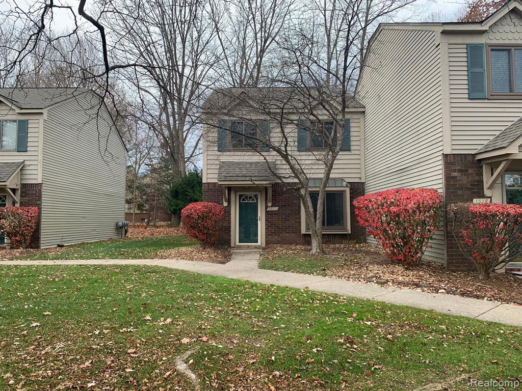 1582 Streamwood Ct, Rochester Hills, MI 48309 Townhome Rentals in