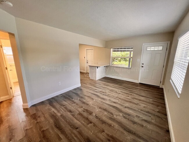 Building Photo - 2414 Formosa Ave