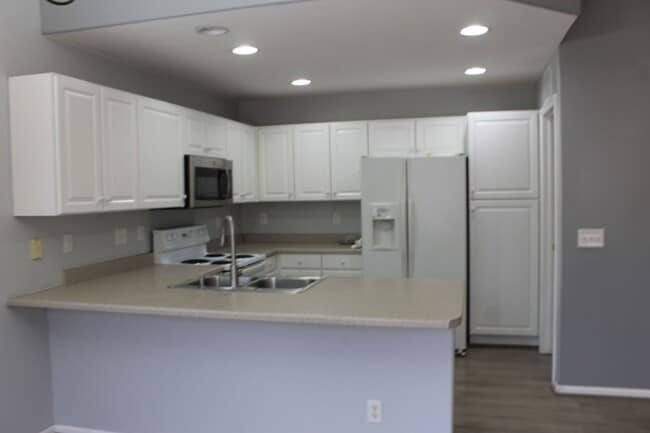 Foto del edificio - Stucco Rancher on Meadowbrook