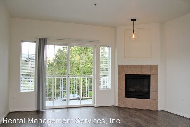 Building Photo - 2 br, 2.5 bath House - 1885 NE 102nd Ave