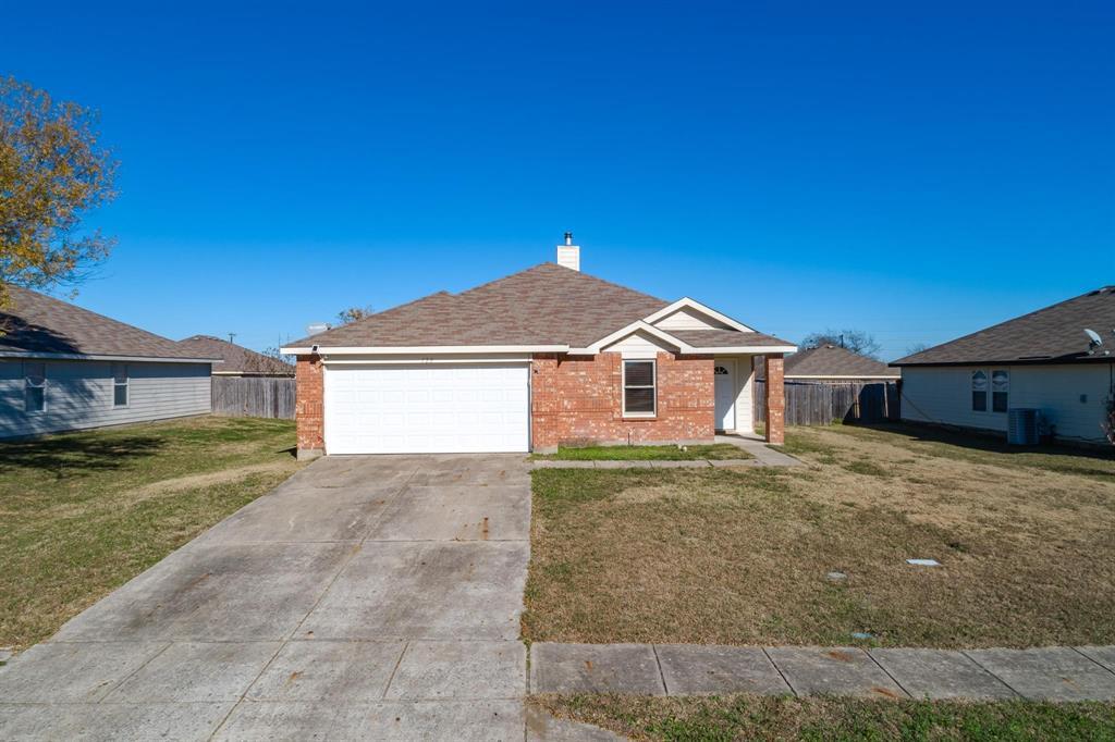 120 Live Oak Ln, Terrell, TX 75160 House Rental in Terrell, TX