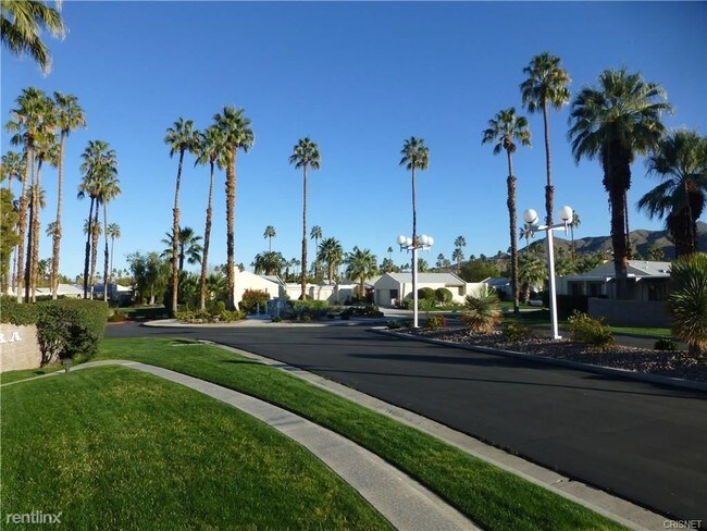 Building Photo - 3 br, 2 bath House - 1706 Capri Cir
