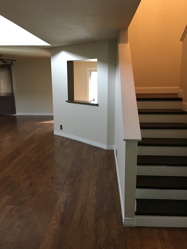 Building Photo - 7565 Lighthouse Ln