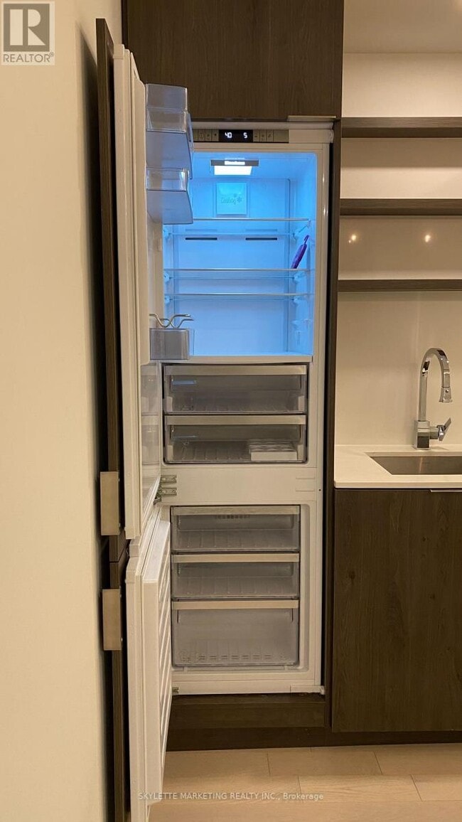 Building Photo - 12 Bonnycastle St