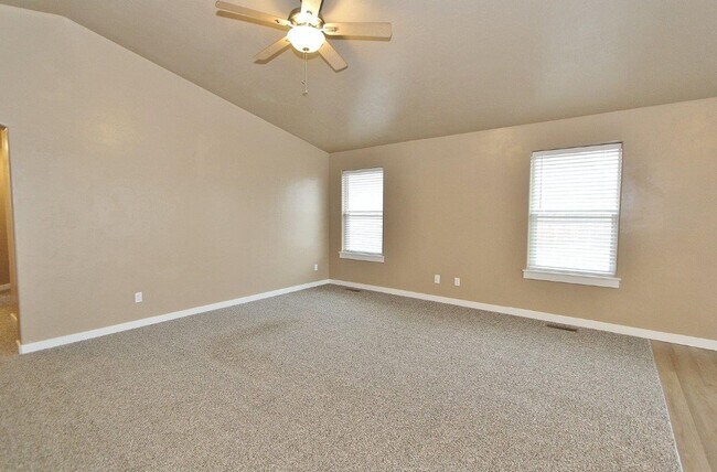 Foto del edificio - Must See Immaculately Kept 3 bed, 2 bath Home in Kuna