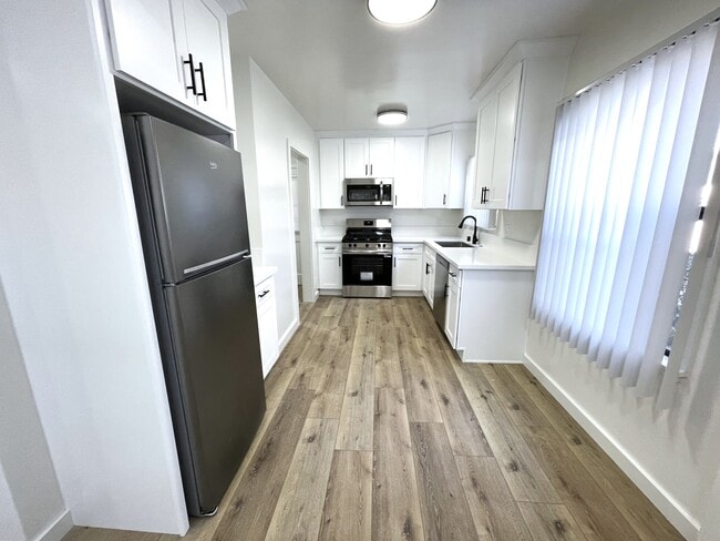 Foto del edificio - 4024 Lincoln Ave