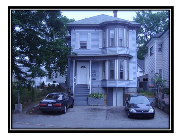 Foto del edificio - 242 Branch St