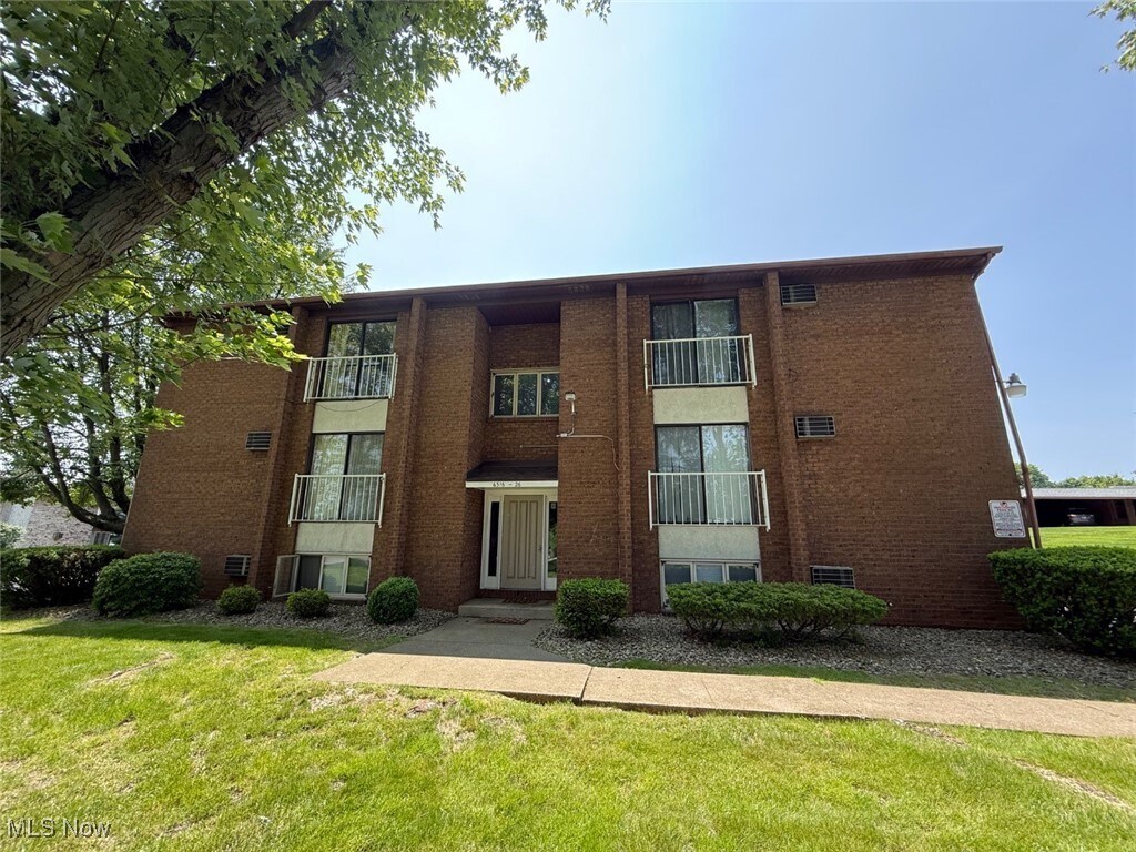 Foto principal - 6316 Tippecanoe Rd
