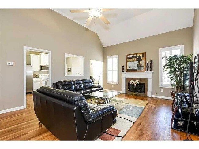 Foto del edificio - 2479 Sandstone Pl NE