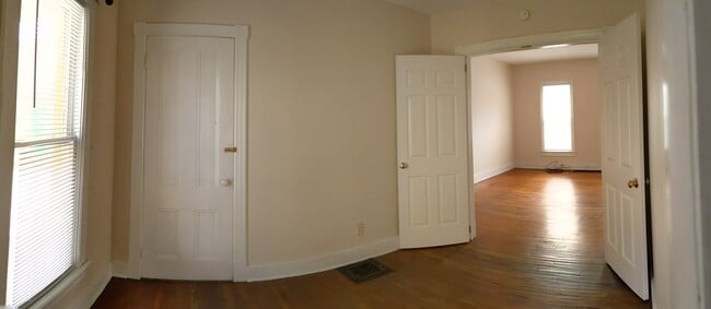 Building Photo - 107 N Elmira St