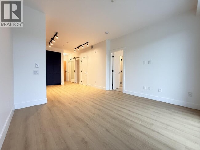 Photo du bâtiment - 3055 Murray St